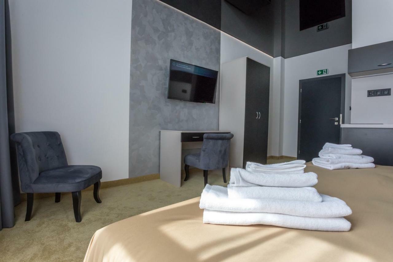 Apart Hotel GOLDEN apartments Košice Exterior foto